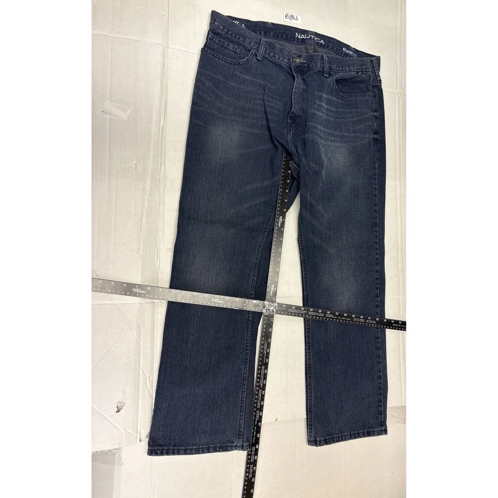 Nautica Relaxed Fit Dark Wash Blue Denim Jeans Mens‎ 40x30 Straight Leg